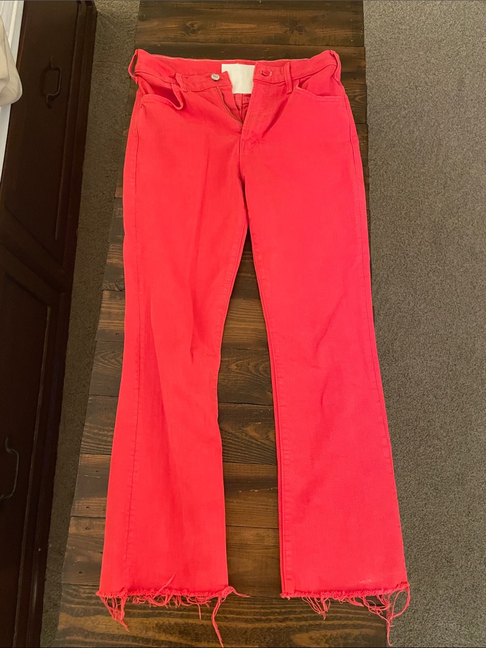 MOTHER "The Hustler Ankle Fray" Jeans in Mars Red